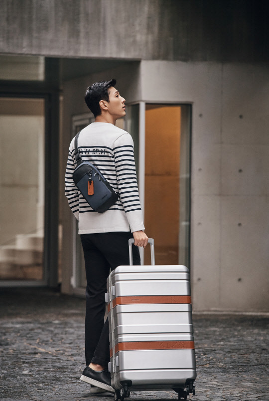 빈폴액세서리의 트래블 라인으로 출시된 캐리어 <삼성물산 패션부문 제공>